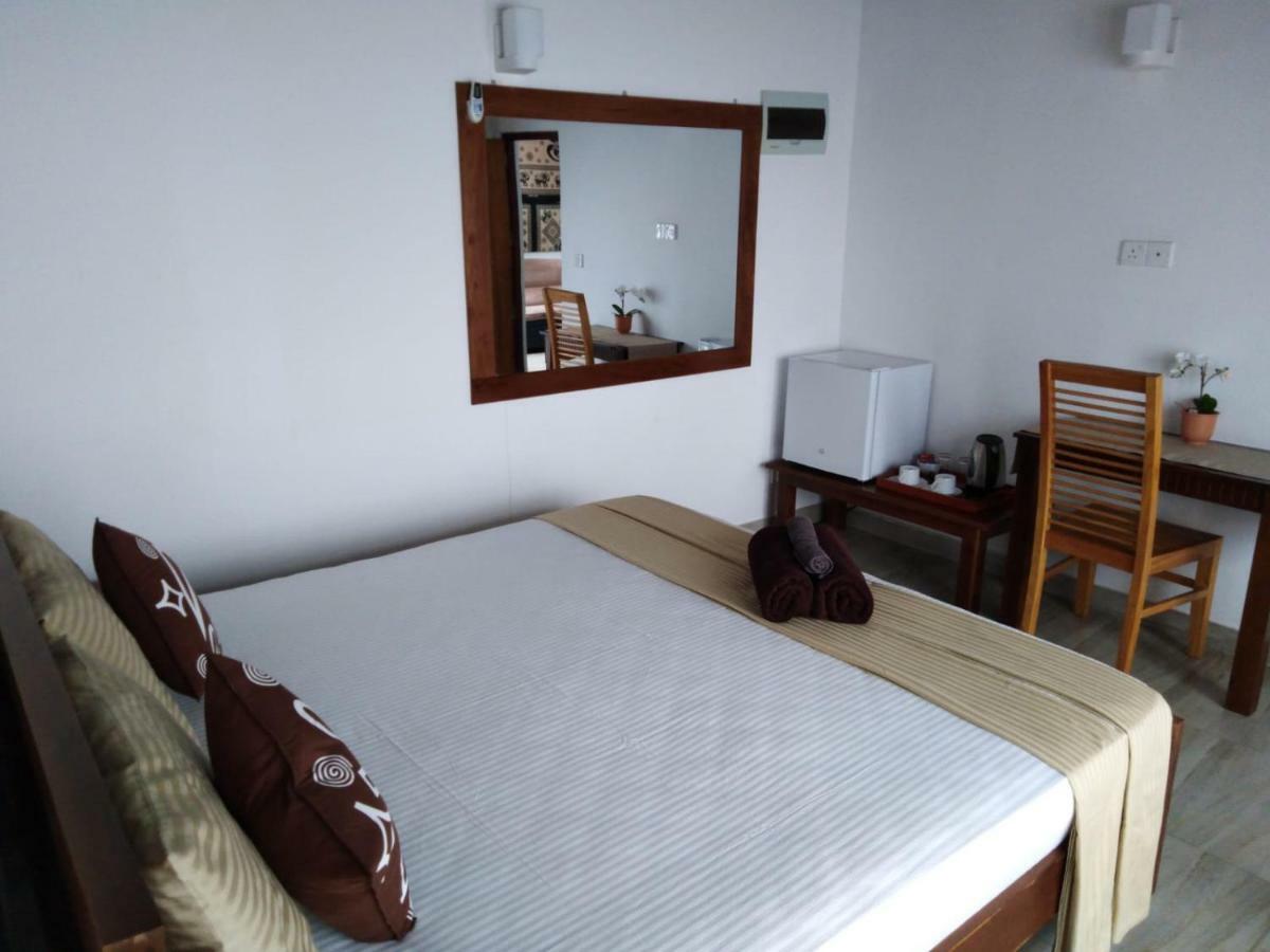Lija Residence Negombo Bagian luar foto