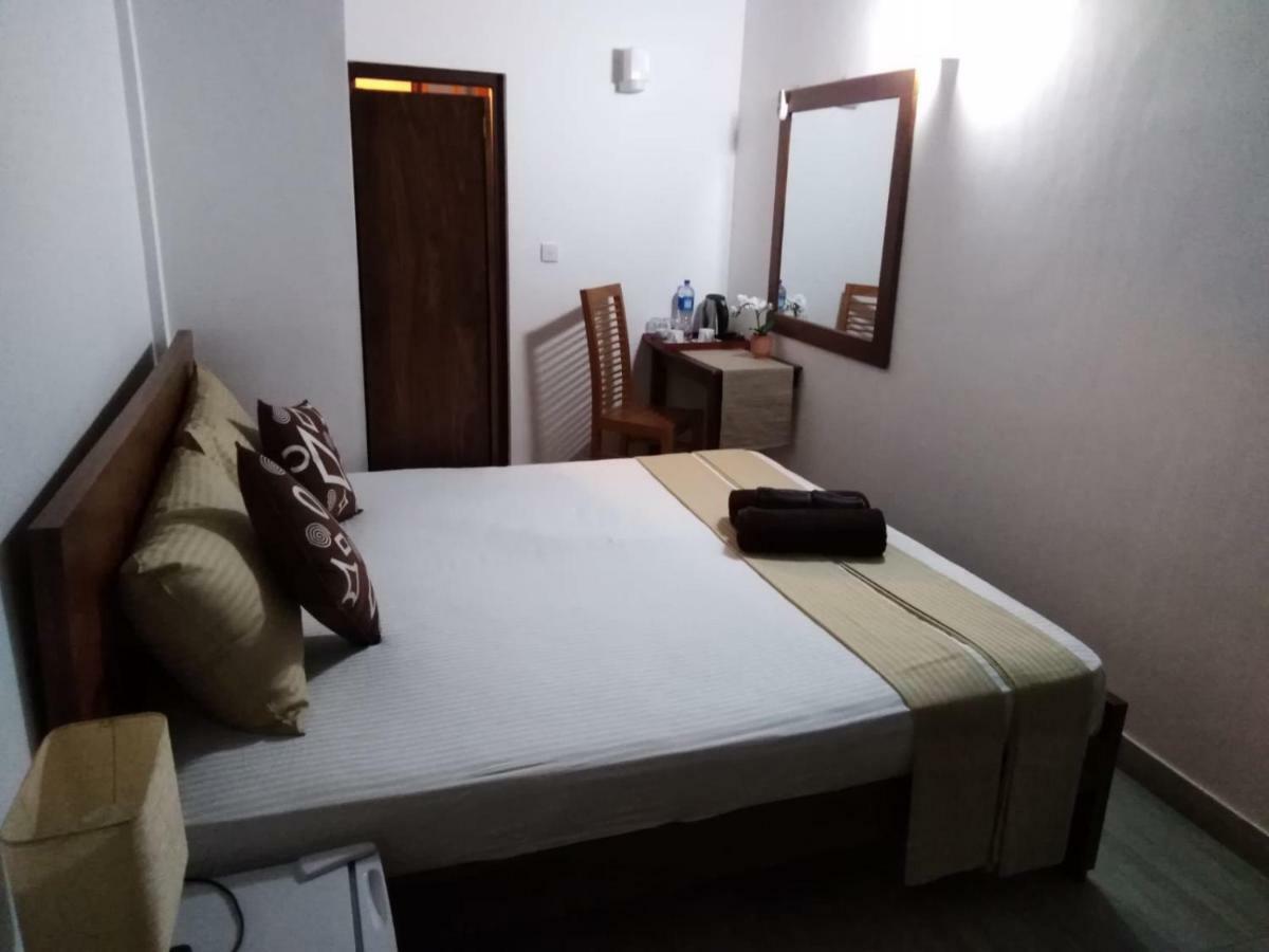 Lija Residence Negombo Bagian luar foto